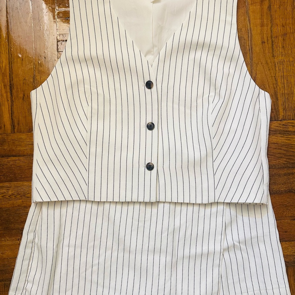 Women’s H&M Striped Two-Piece Set | Size 10 (EUR 42)